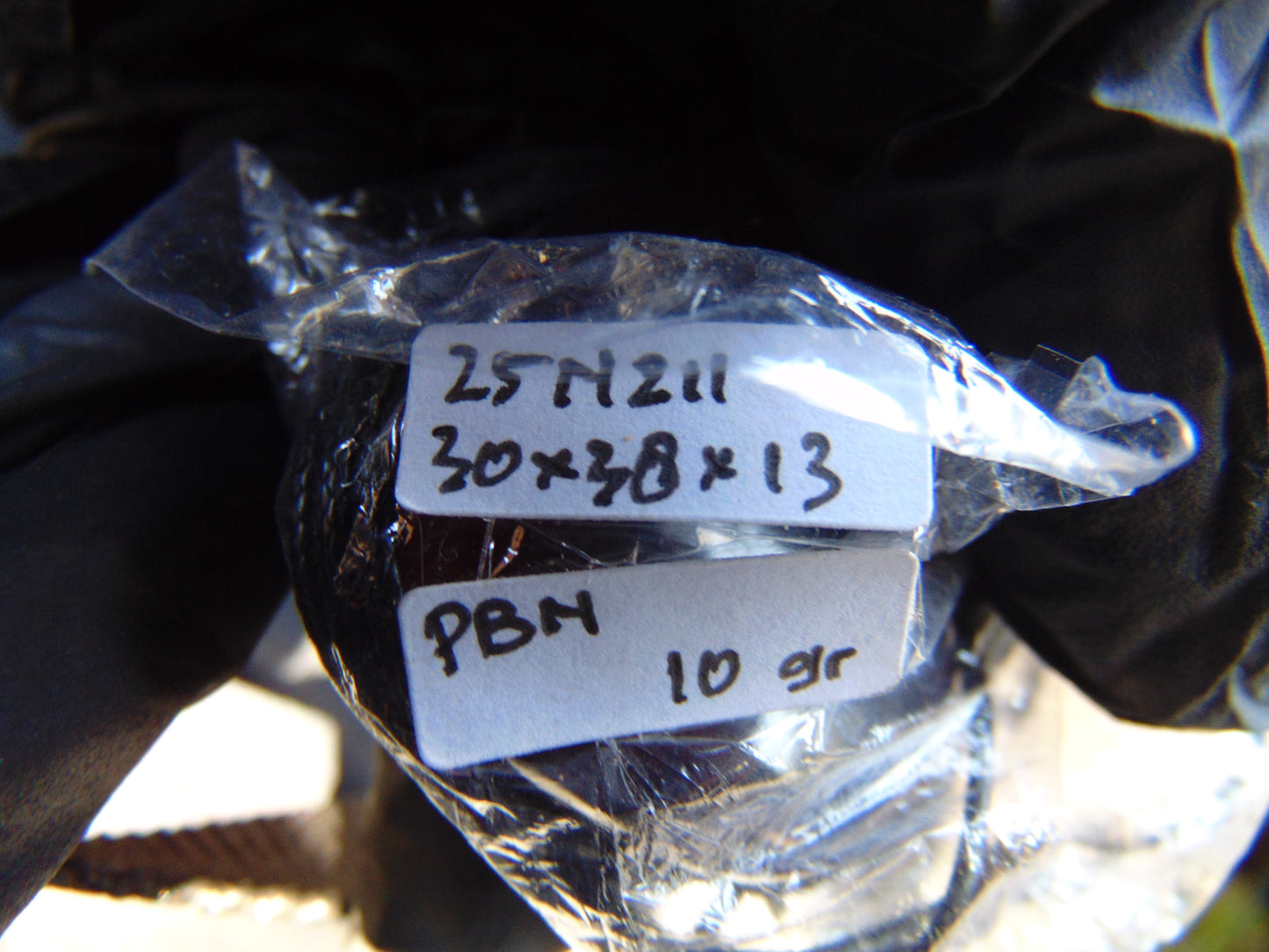 10 gr Heart Pendant Indonesian Blue Amber for Healing 25N211