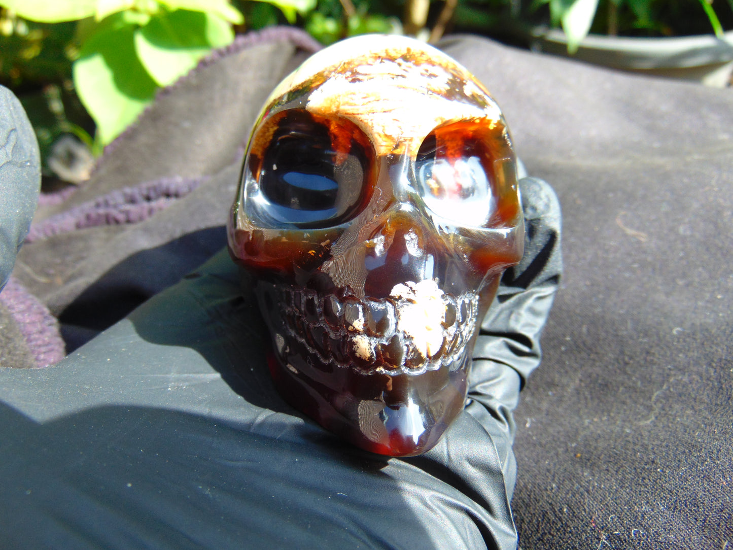 140 grams Skull Carving Indonesian Dark Red Amber for healing  74x52 mm AJT104