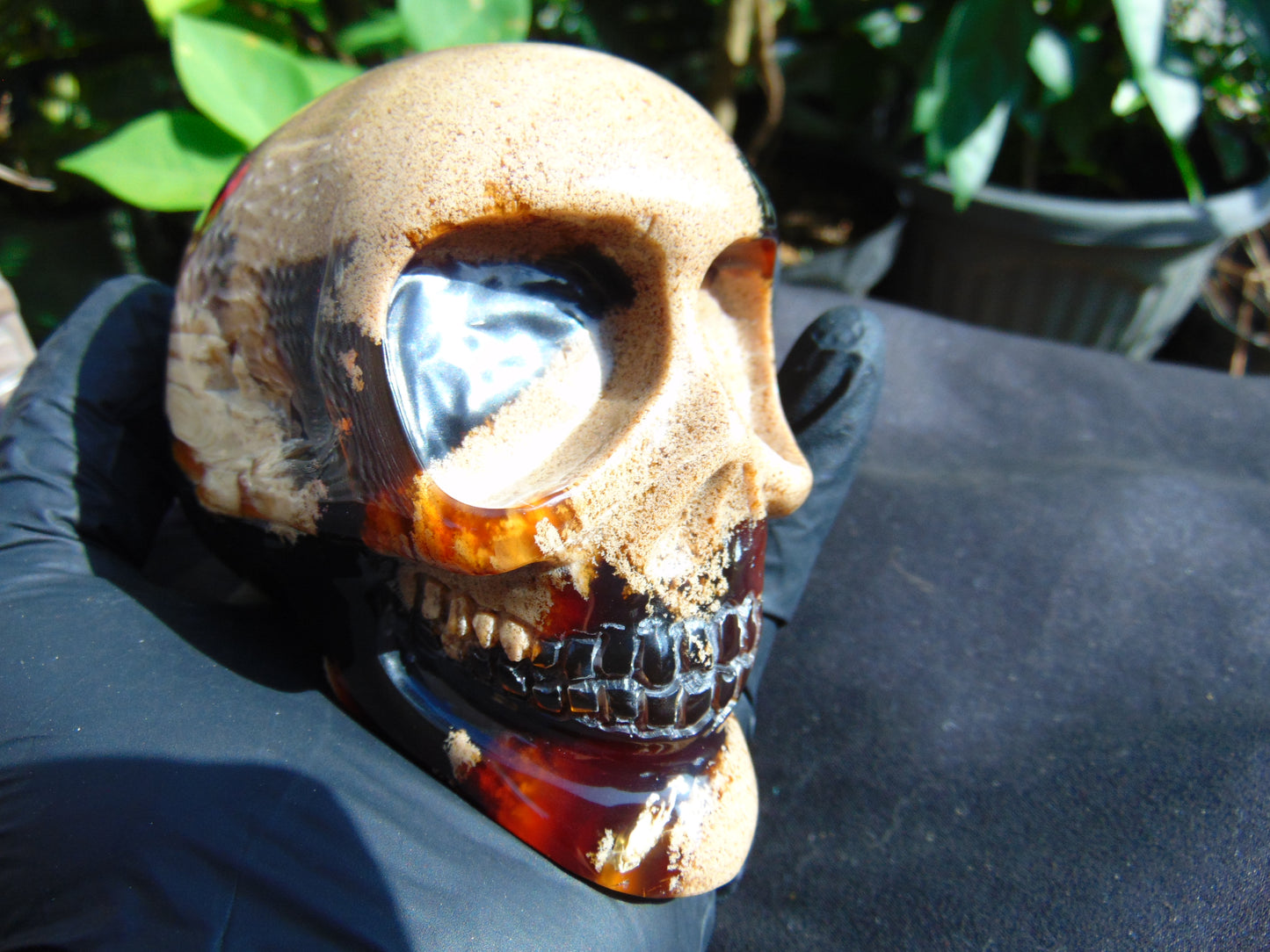 325 grams Skull Carving Indonesian Sumatran Blue White Amber for healing  94x68 mm AJT101