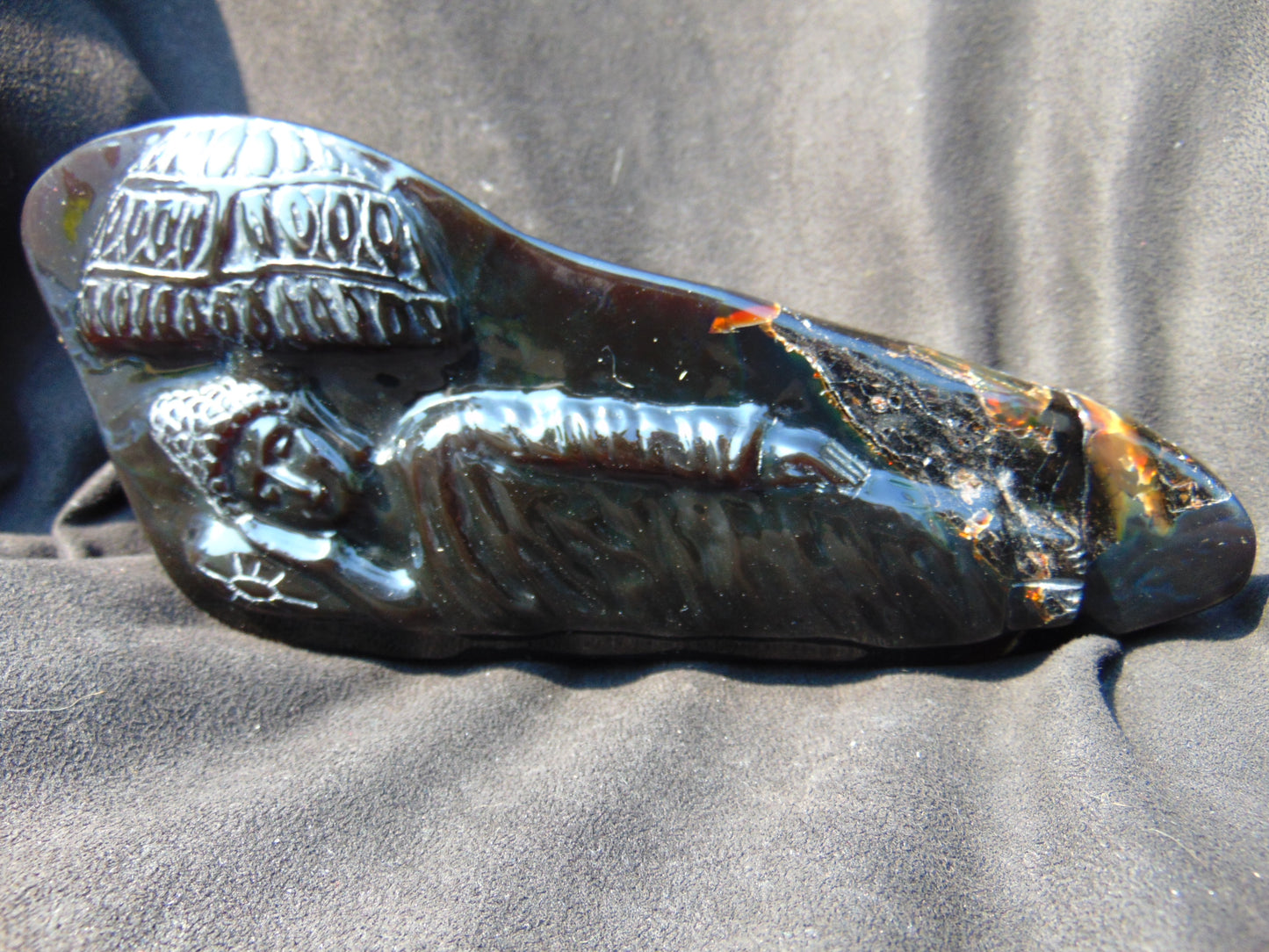 604 gr Sleep Buddha under bodhi tree 220x100x50 mm Indonesia Black Amber