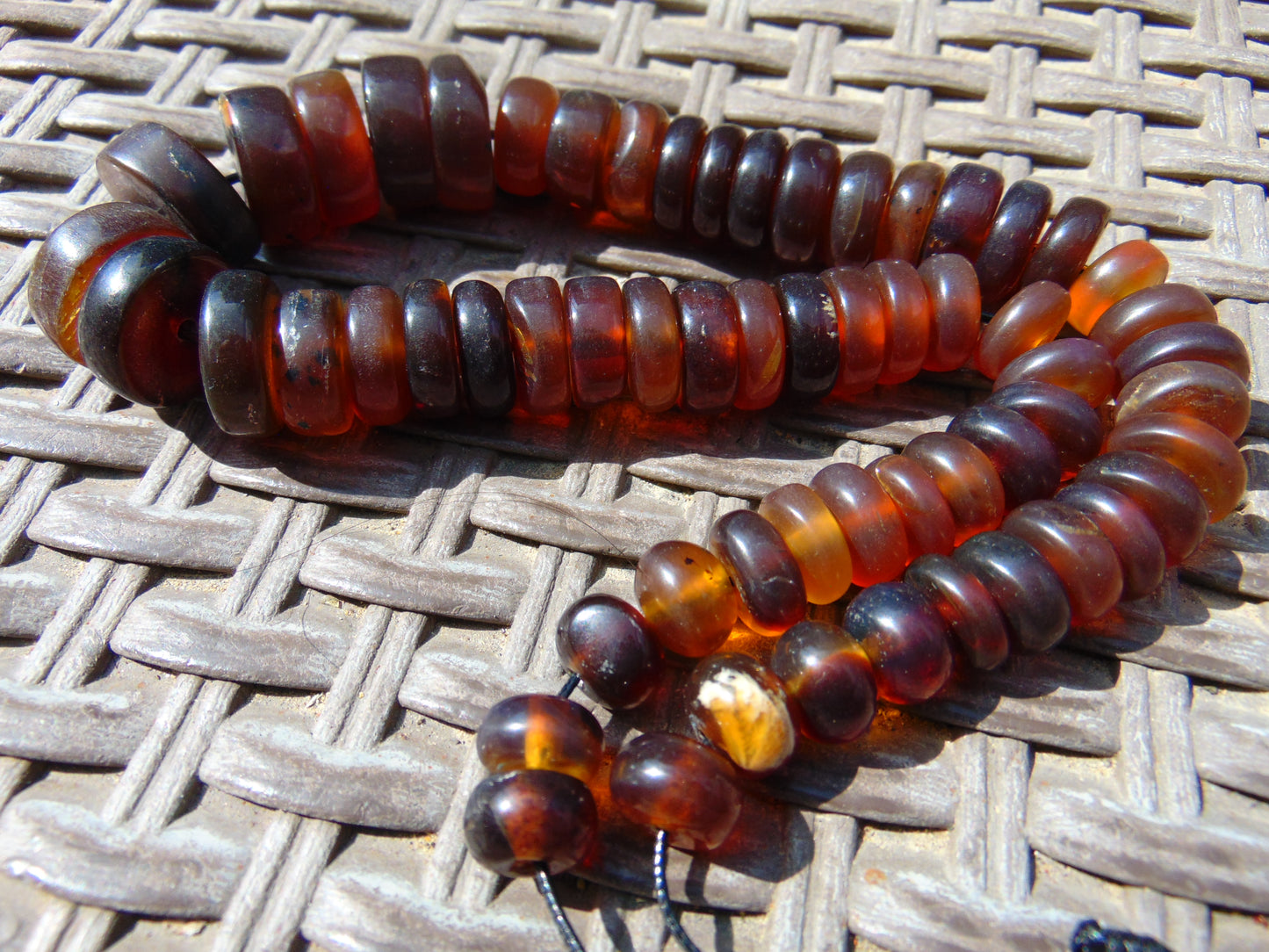 67 gr Small Necklace 67 beads Indonesian Yellow Red Amber for Healing 26NE49