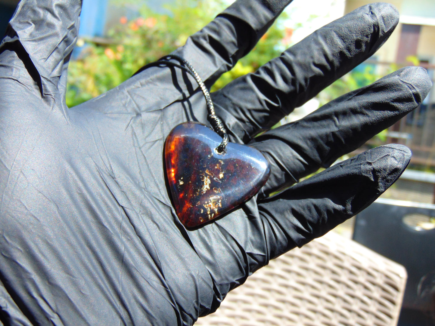 5 gr Heart Pendant Indonesian Blue Amber for Healing 25A266