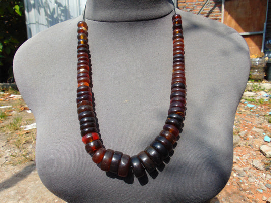 67 gr Small Necklace 67 beads Indonesian Yellow Red Amber for Healing 26NE49