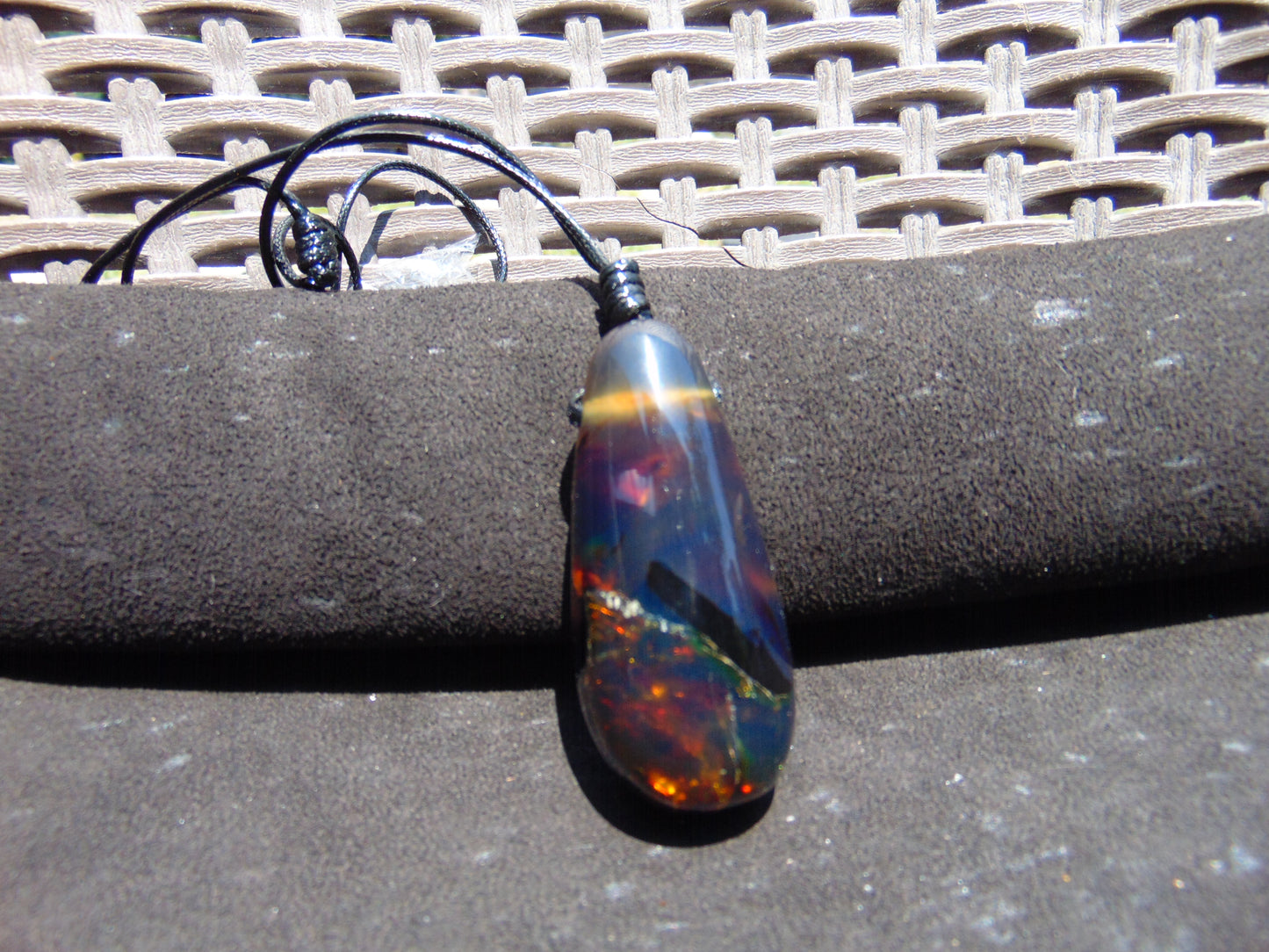 26 gr Teardrop Pendant Indonesian White Amber for Healing 25Y3