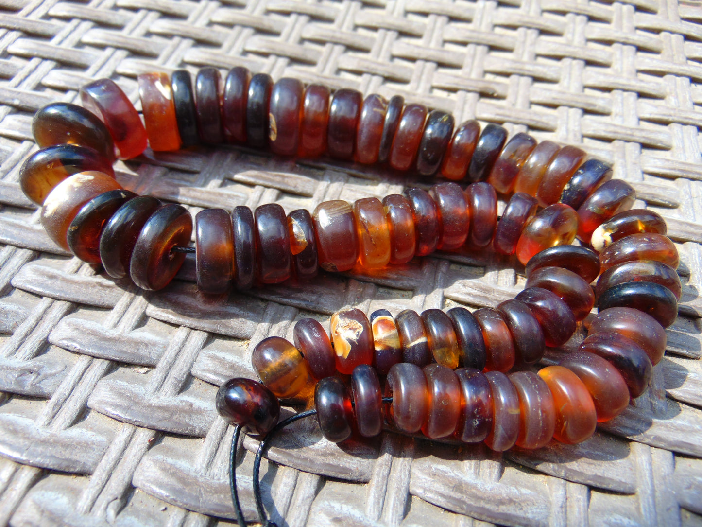 79 gr Small Necklace 79 beads Indonesian Amber for Healing 26NE40