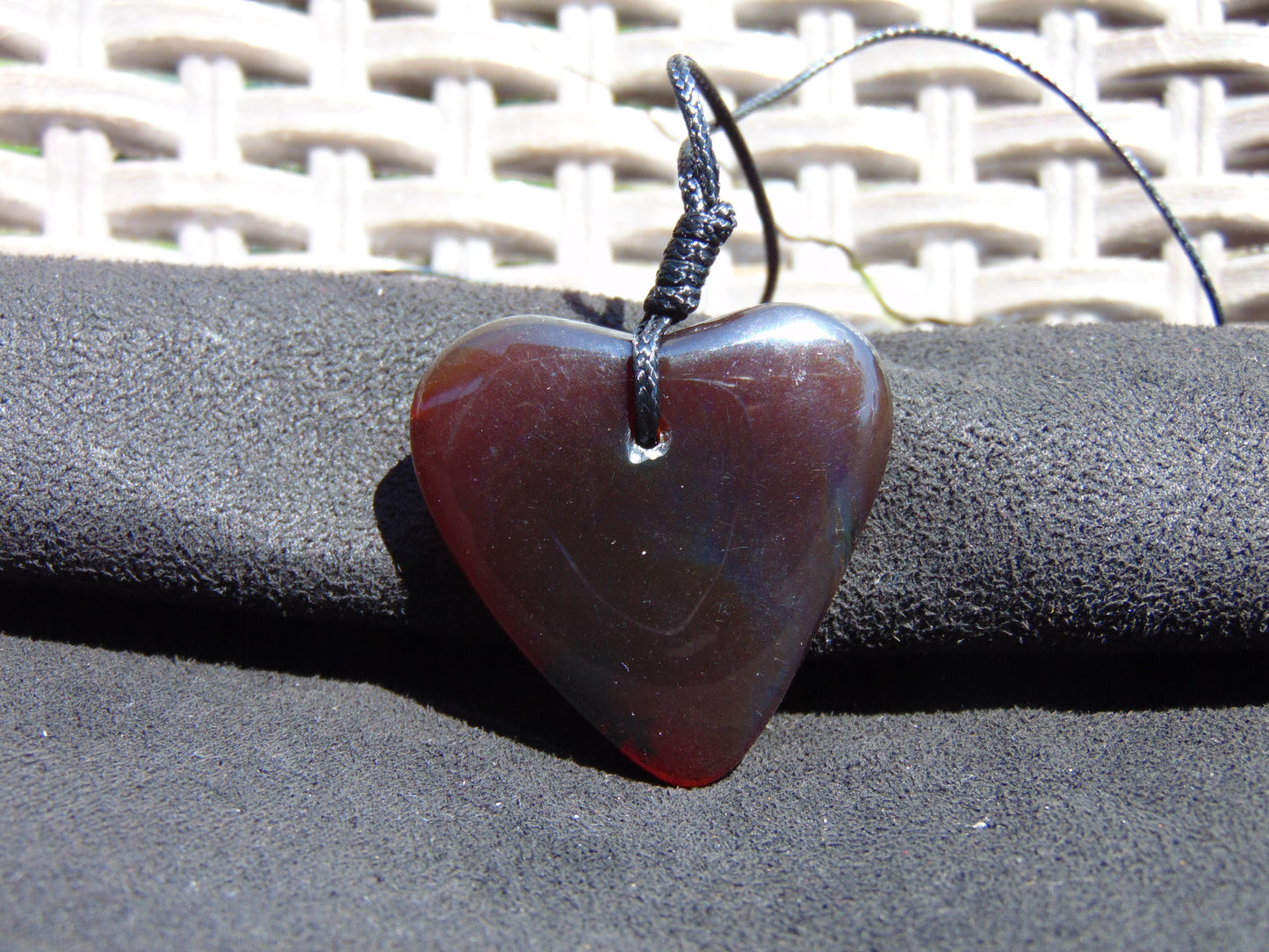 7 gr Heart Pendant Indonesian Red Amber for Healing 25A269