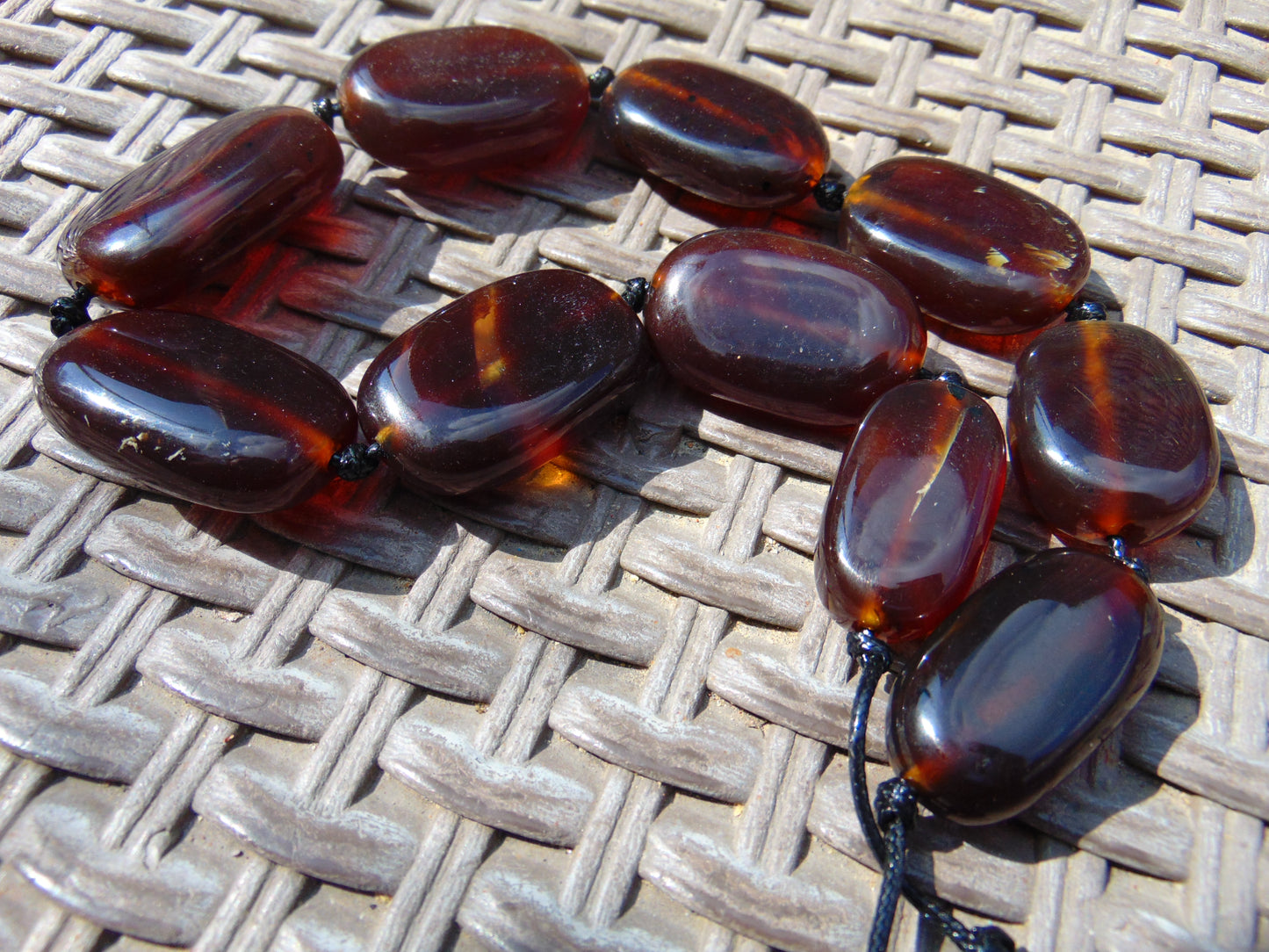 84 gr Small Necklace 10 beads Indonesian Crystal Red Amber for Healing 26NE39