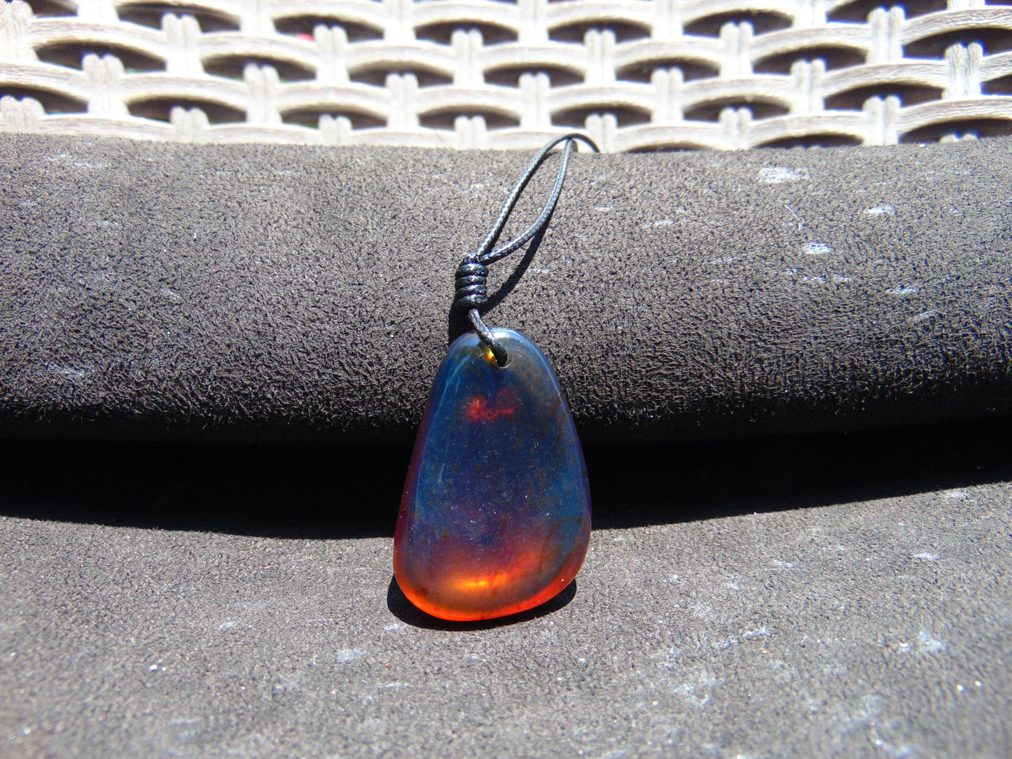 7 gr  Pendant Indonesian Blue Amber for Healing A39