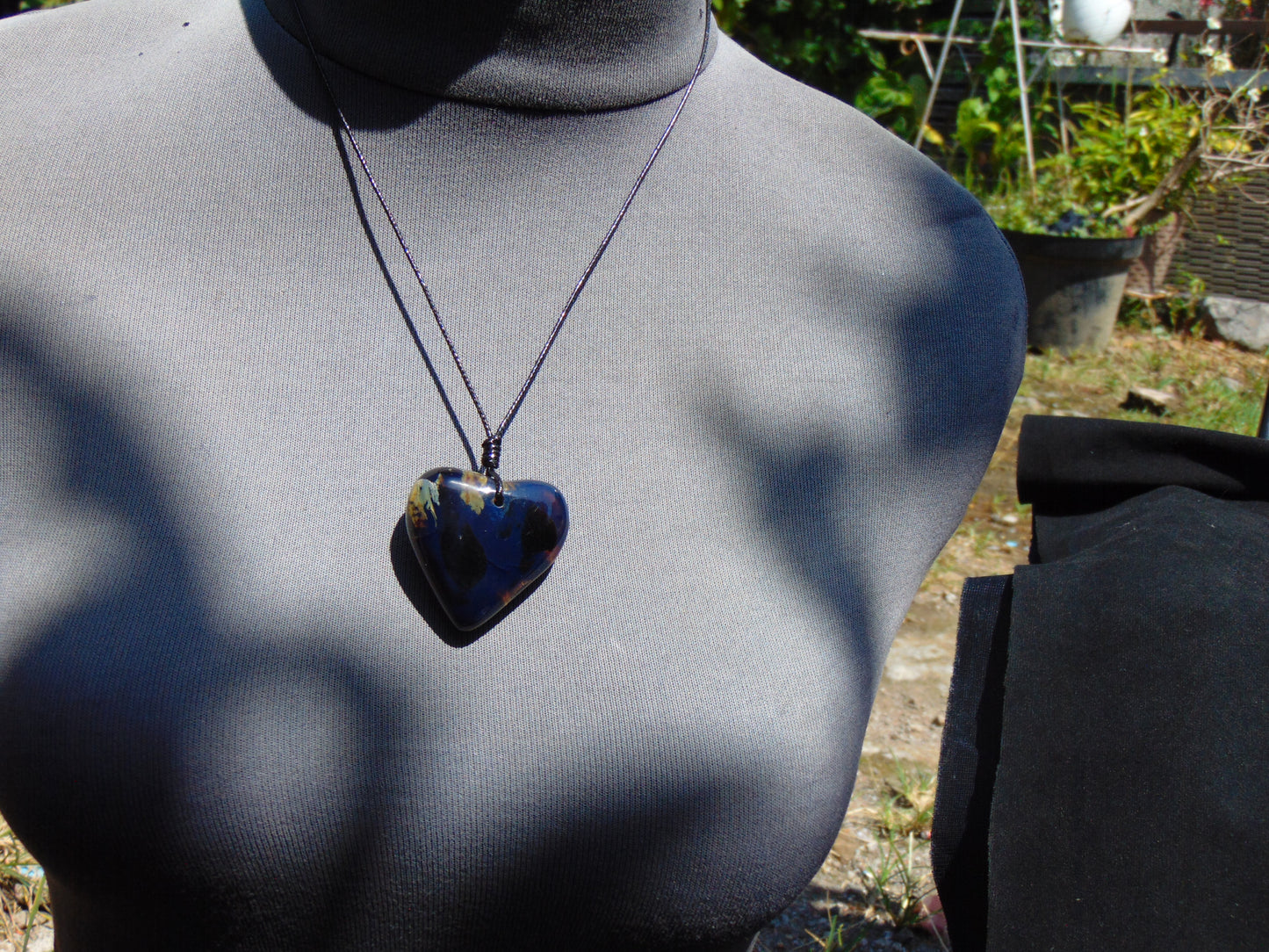 13 gr Heart Pendant Indonesian Blue Amber for Healing 25Y181