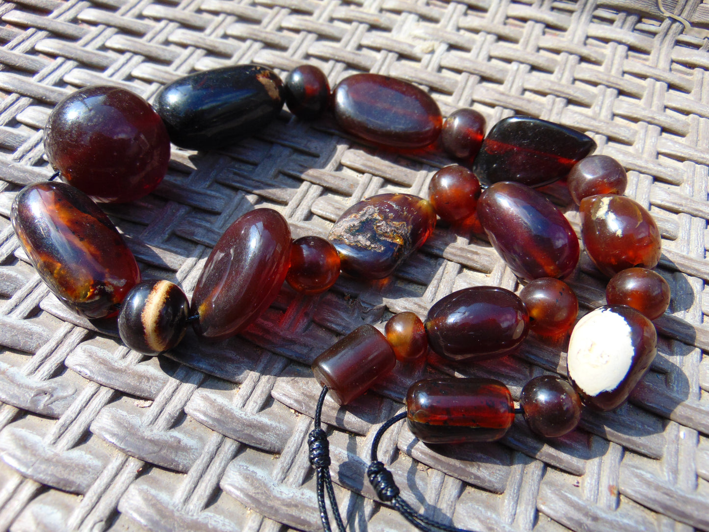 114 gr Small Necklace beads Indonesian Amber for Healing 26NE41