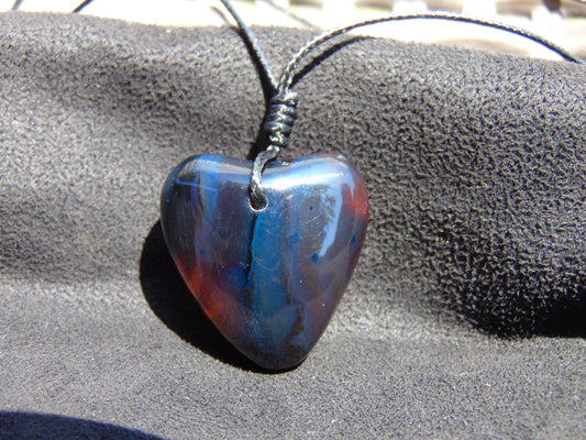 8 gr Heart Pendant Indonesian Blue Amber for Healing 25Y184