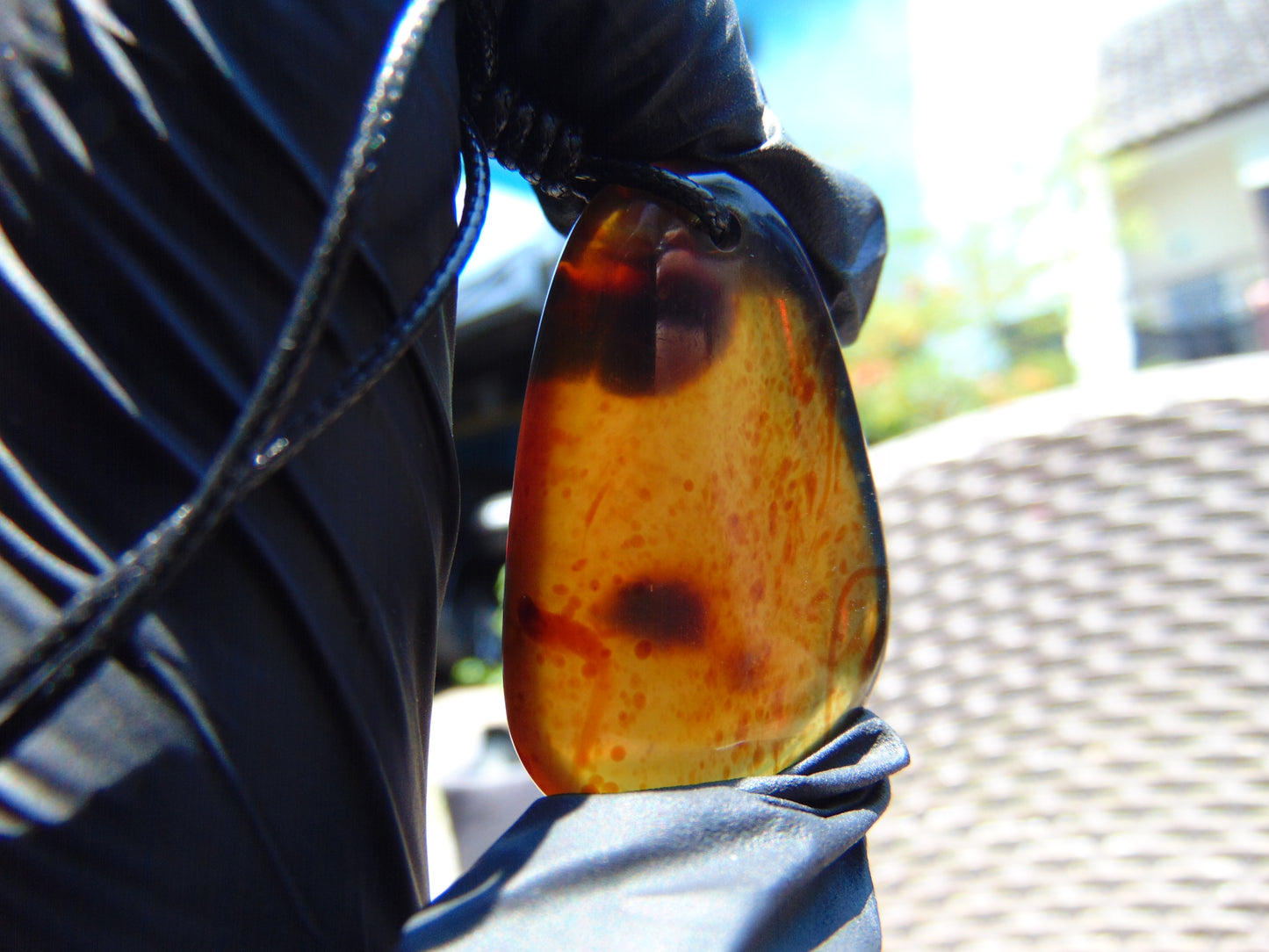 7 gr  Pendant Indonesian Blue Amber for Healing A39