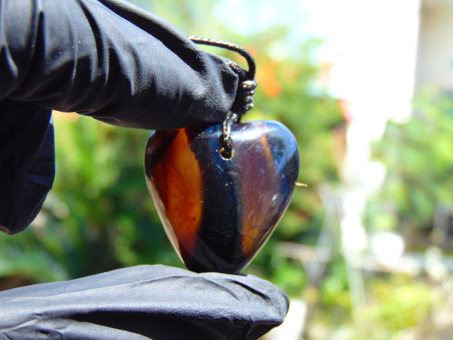 8 gr Heart Pendant Indonesian Blue Amber for Healing 25Y184