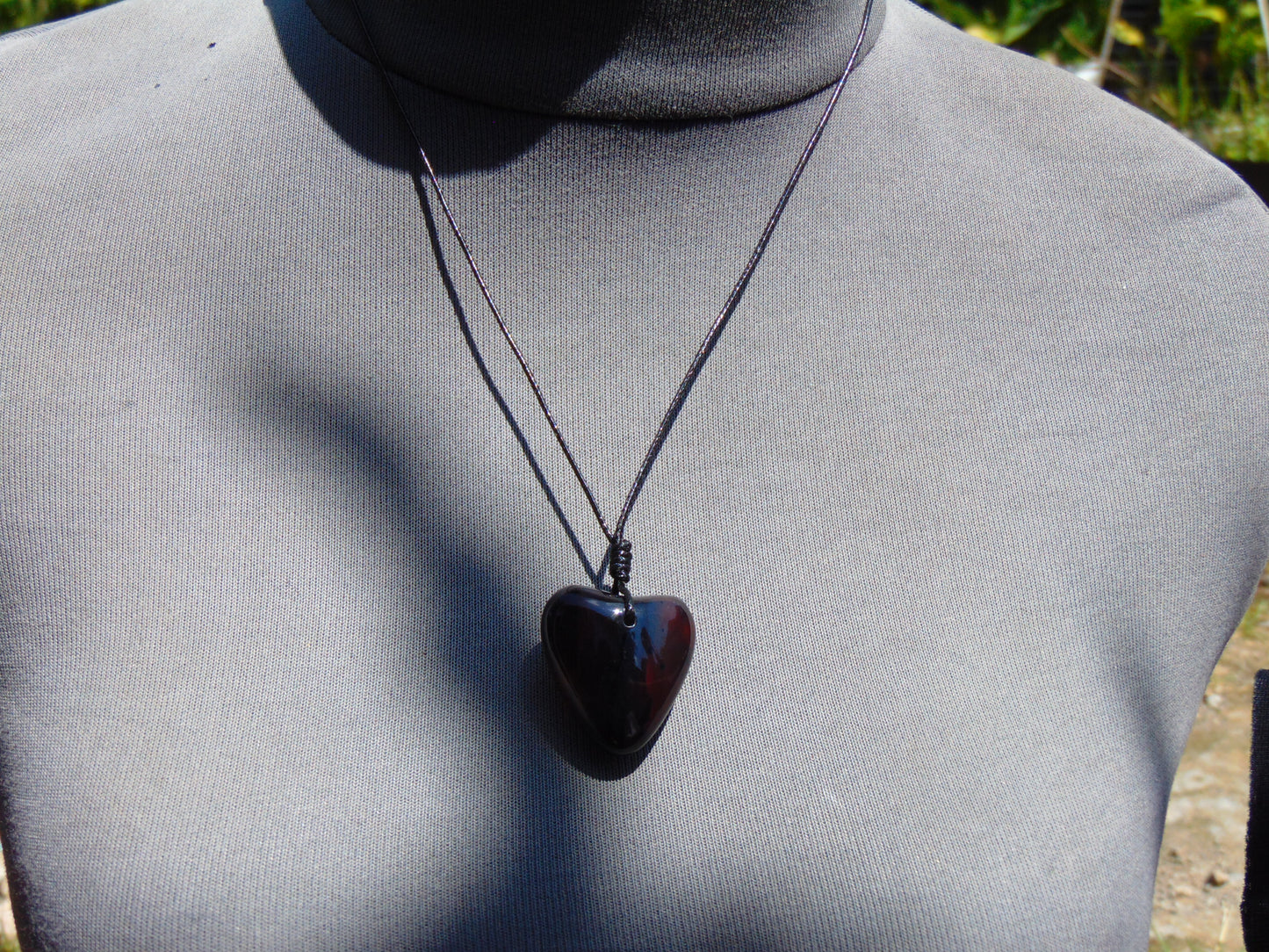 8 gr Heart Pendant Indonesian Blue Amber for Healing 25Y184