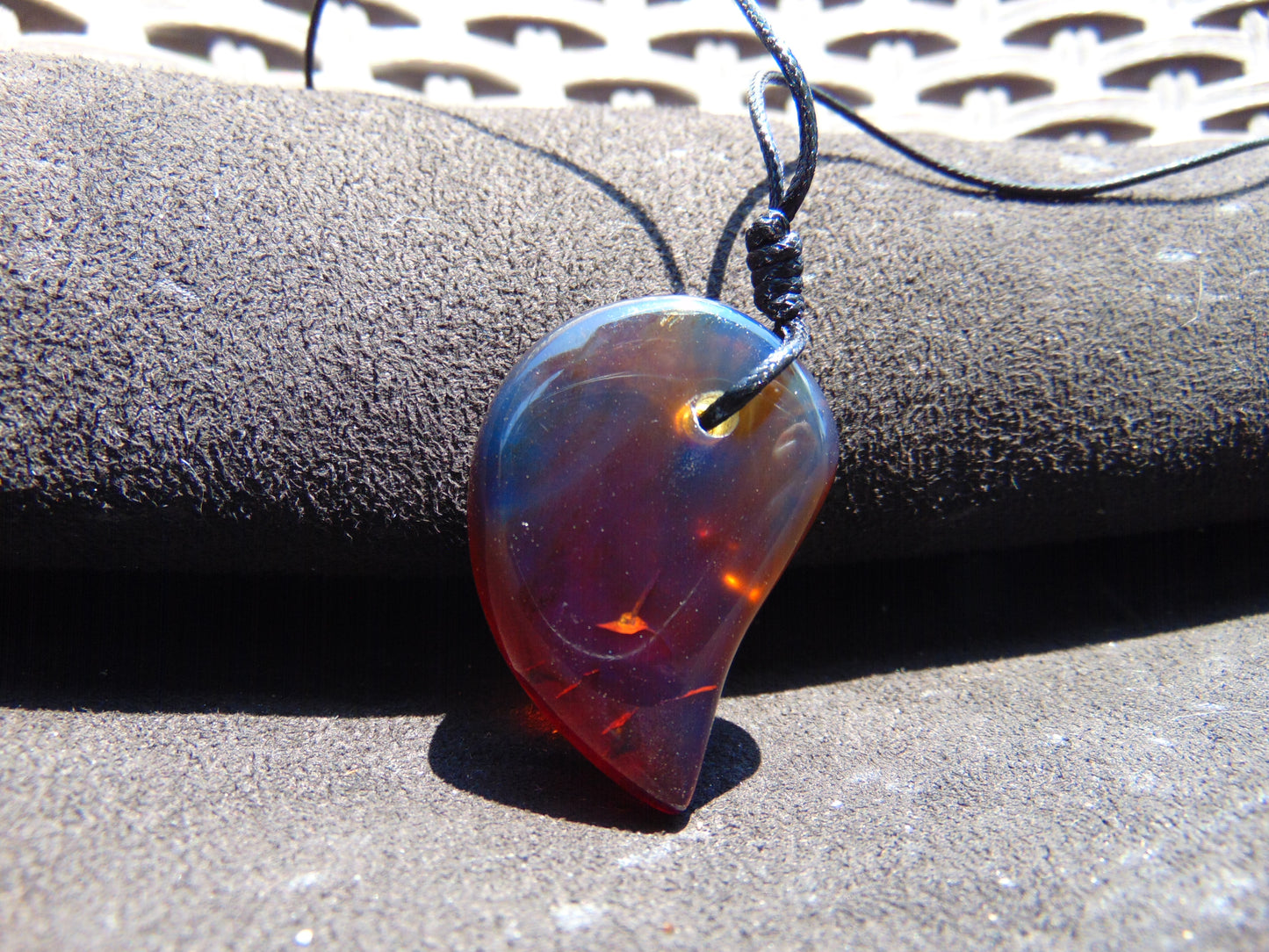 8 gr Comma Pendant Indonesian Blue Amber for Healing 25Y22