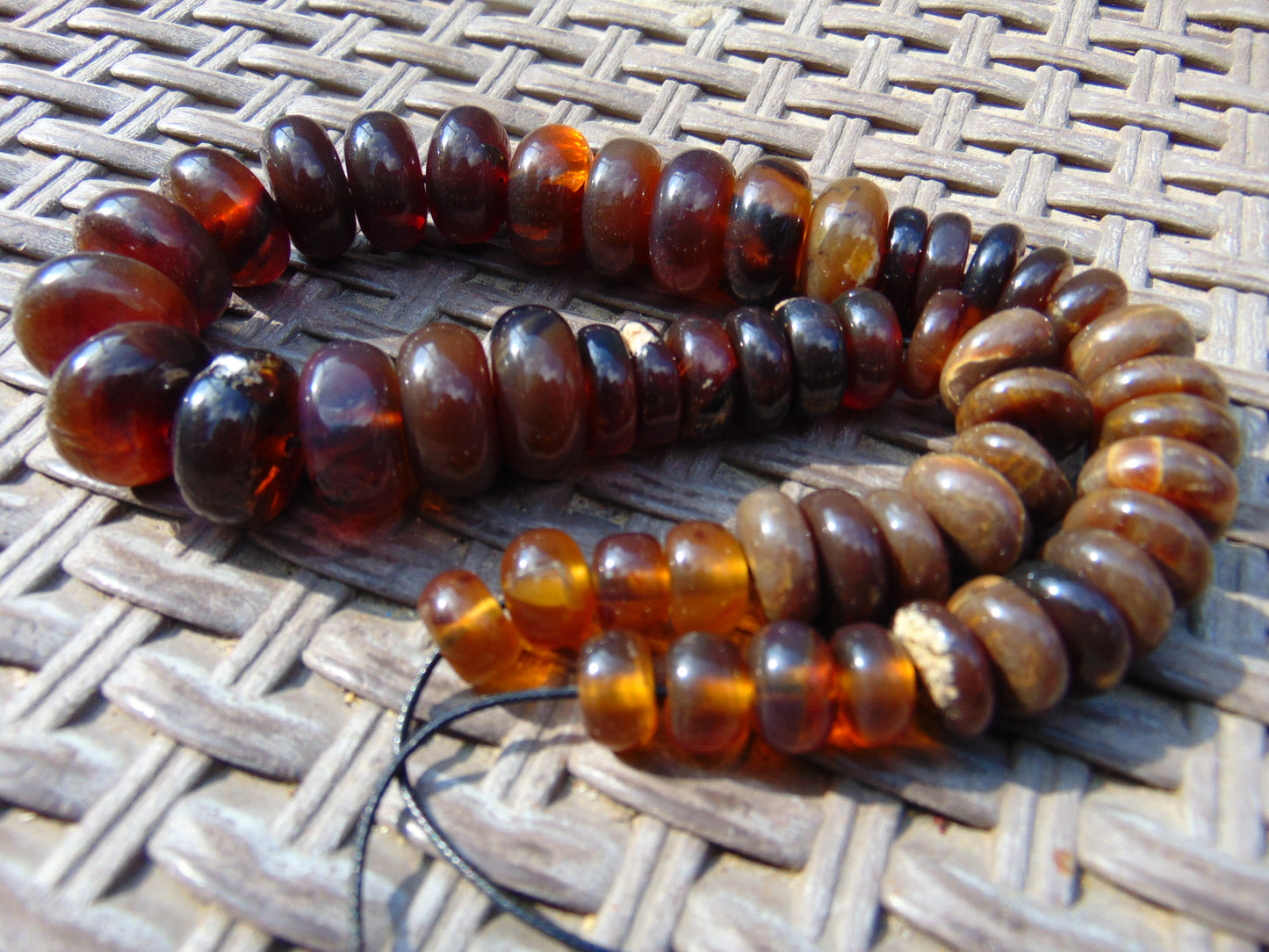 Small Necklace 52 beads Indonesian Amber for Healing 26NE27