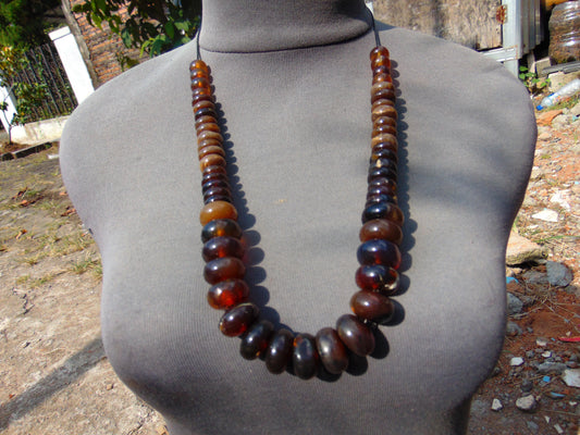 Small Necklace 52 beads Indonesian Amber for Healing 26NE27