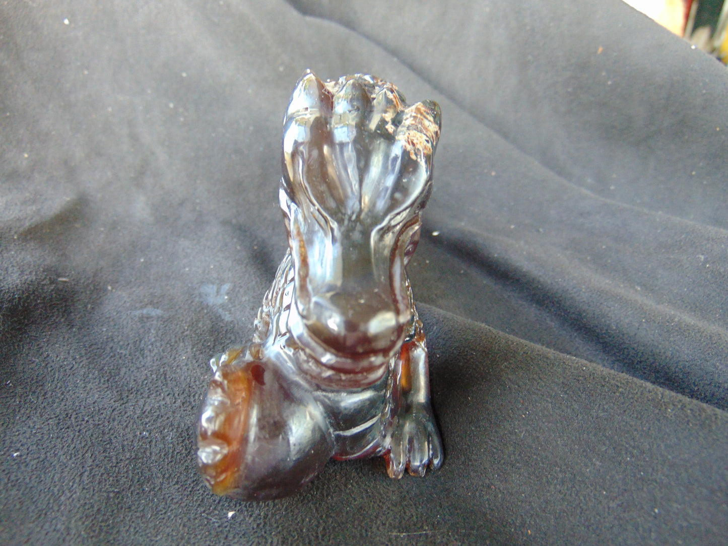 179 gram Dragon carving 3D 20x5.1x8 cm Indonesian Blue Purple Amber