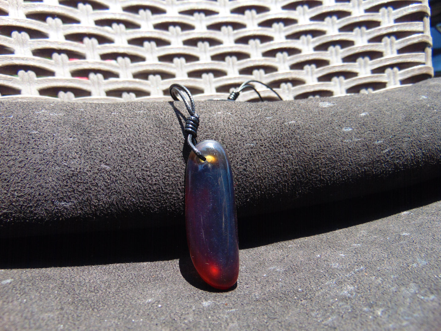 10 gr  Teardrop Pendant Indonesian Amber for Healing N7
