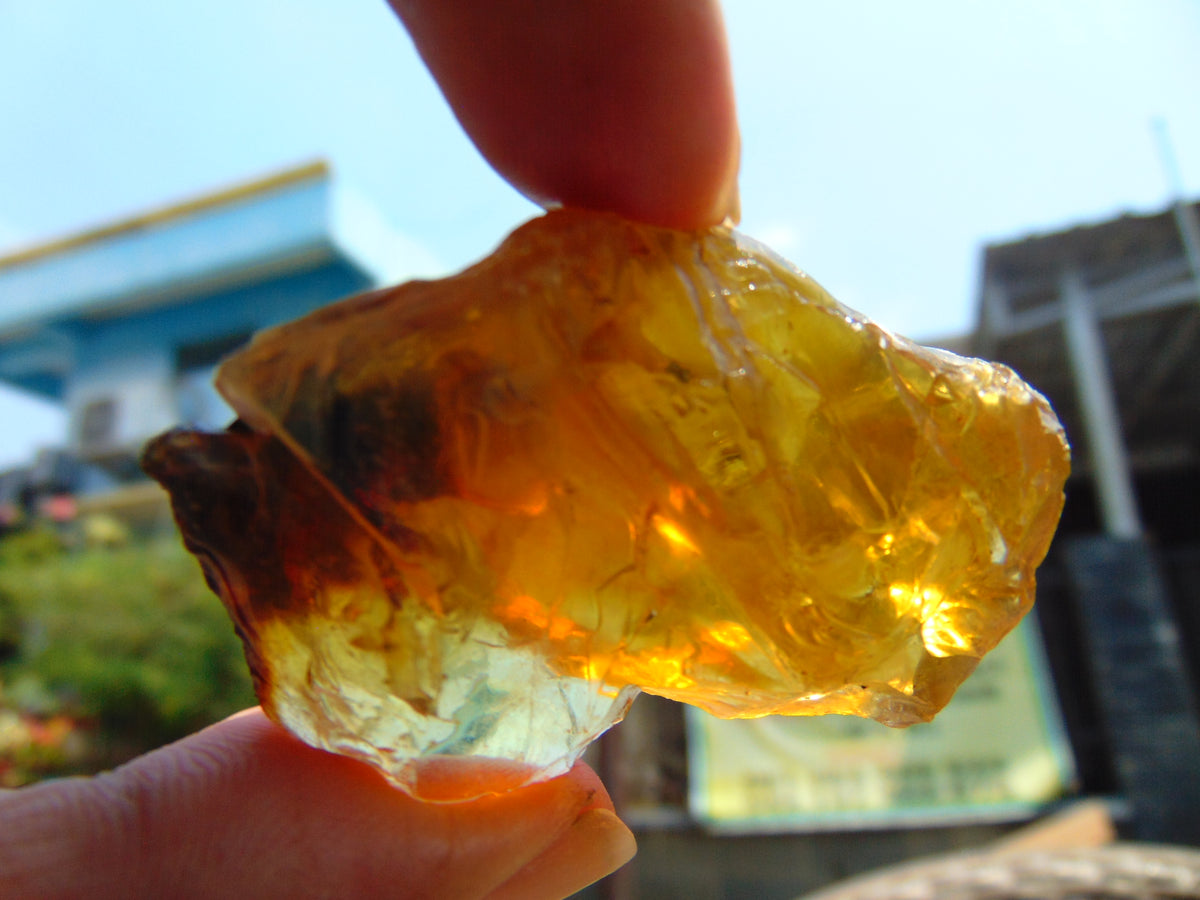 16 gram Rough Raw Indonesian Blue Amber for Healing 26RBM60
