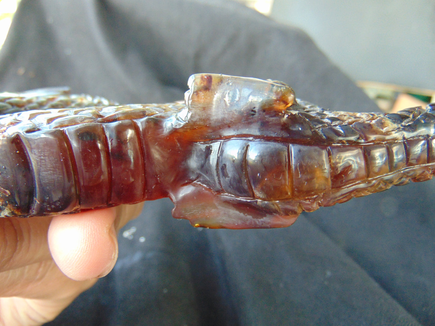 179 gram Dragon carving 3D 20x5.1x8 cm Indonesian Blue Purple Amber