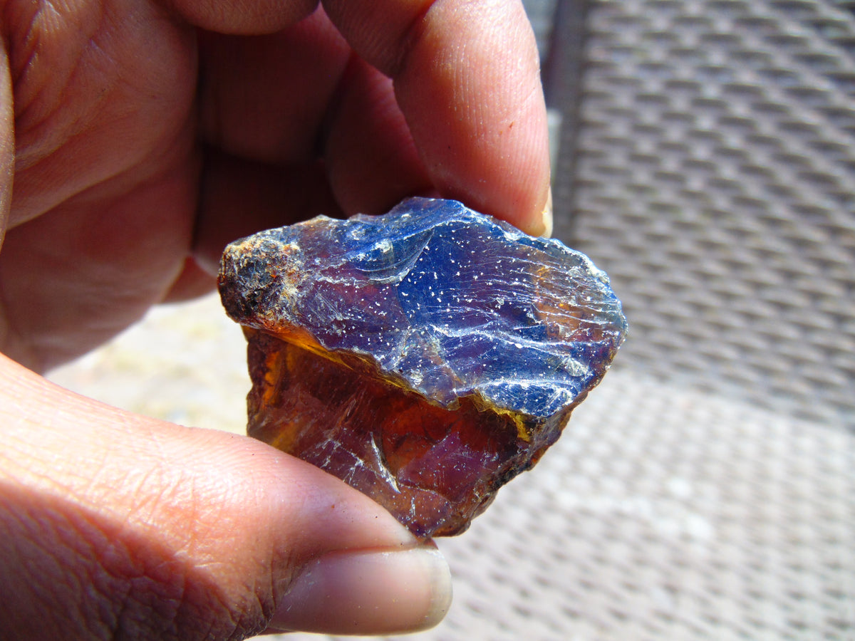 8 gram Rough Raw Indonesian Blue Amber for Healing 26MRB74