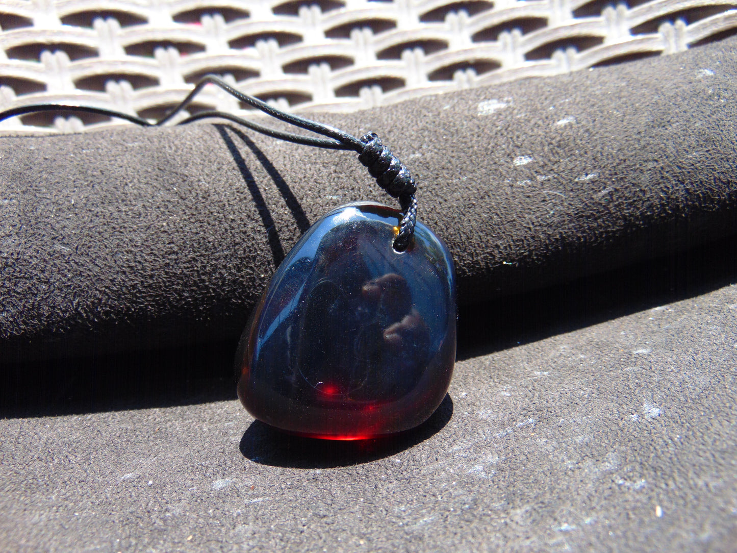 21 gr Pendant Indonesian Blue Amber for Healing PDN410