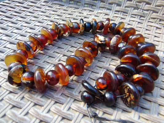 141 gr Small Necklace 61 beads Indonesian Yellow Red Blue Amber for Healing 26NE30