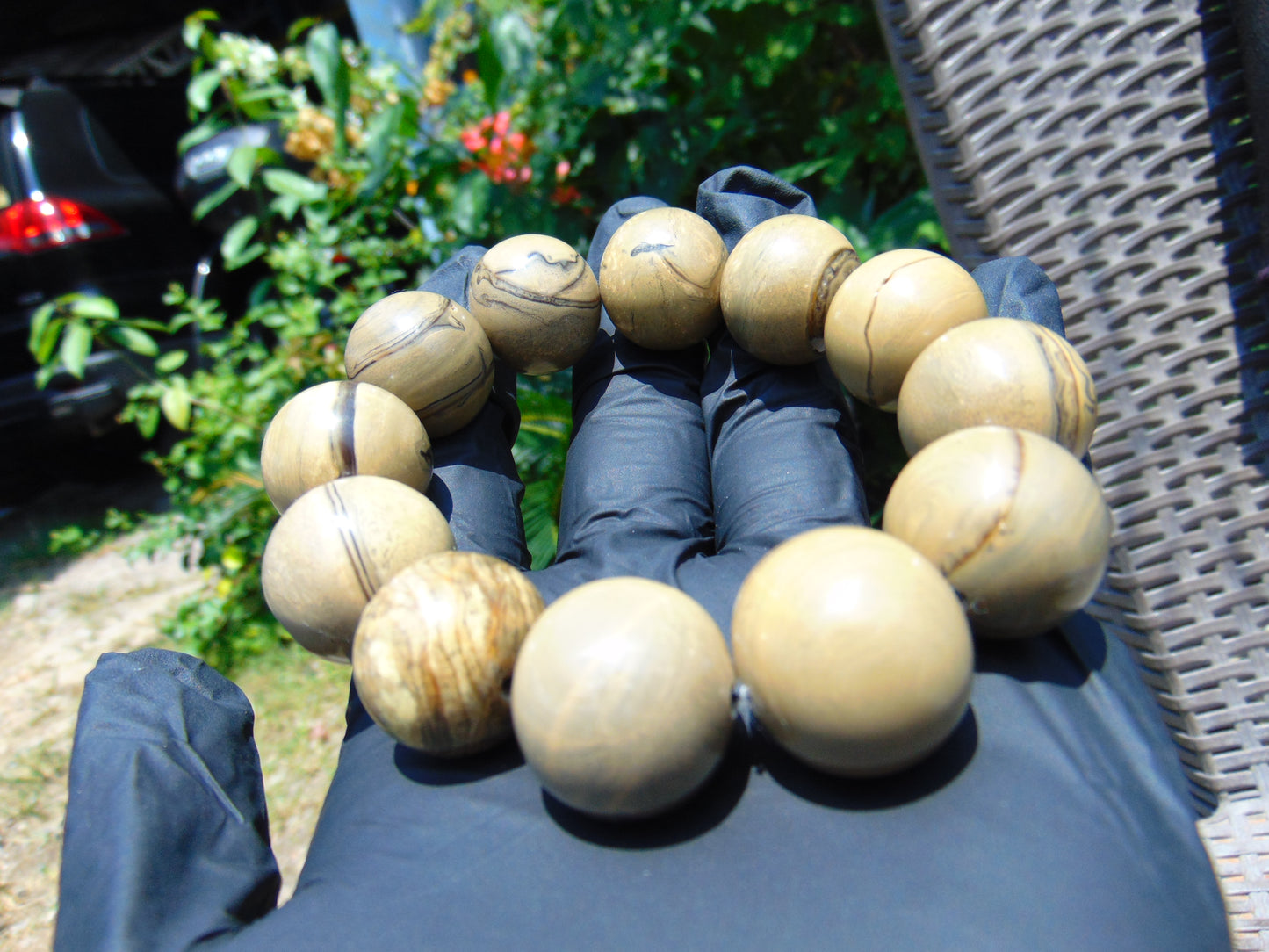 56 gram 12 Beads Mala Bracelet Indonesian Yellow Fragrant Amber 20 mm for Healing F12K2