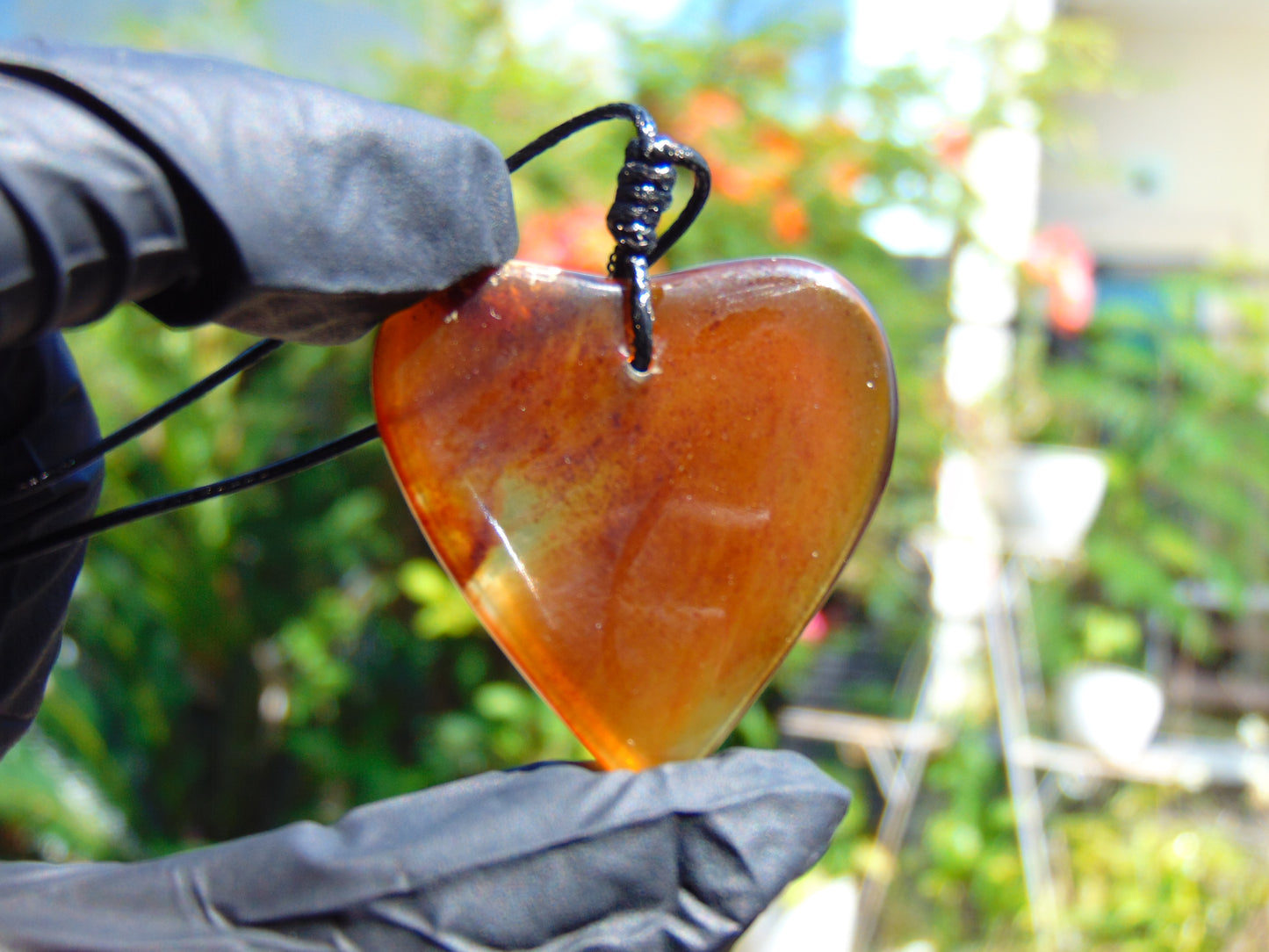 5 gr Heart Pendant Indonesian Crystal Amber for Healing 26Y122