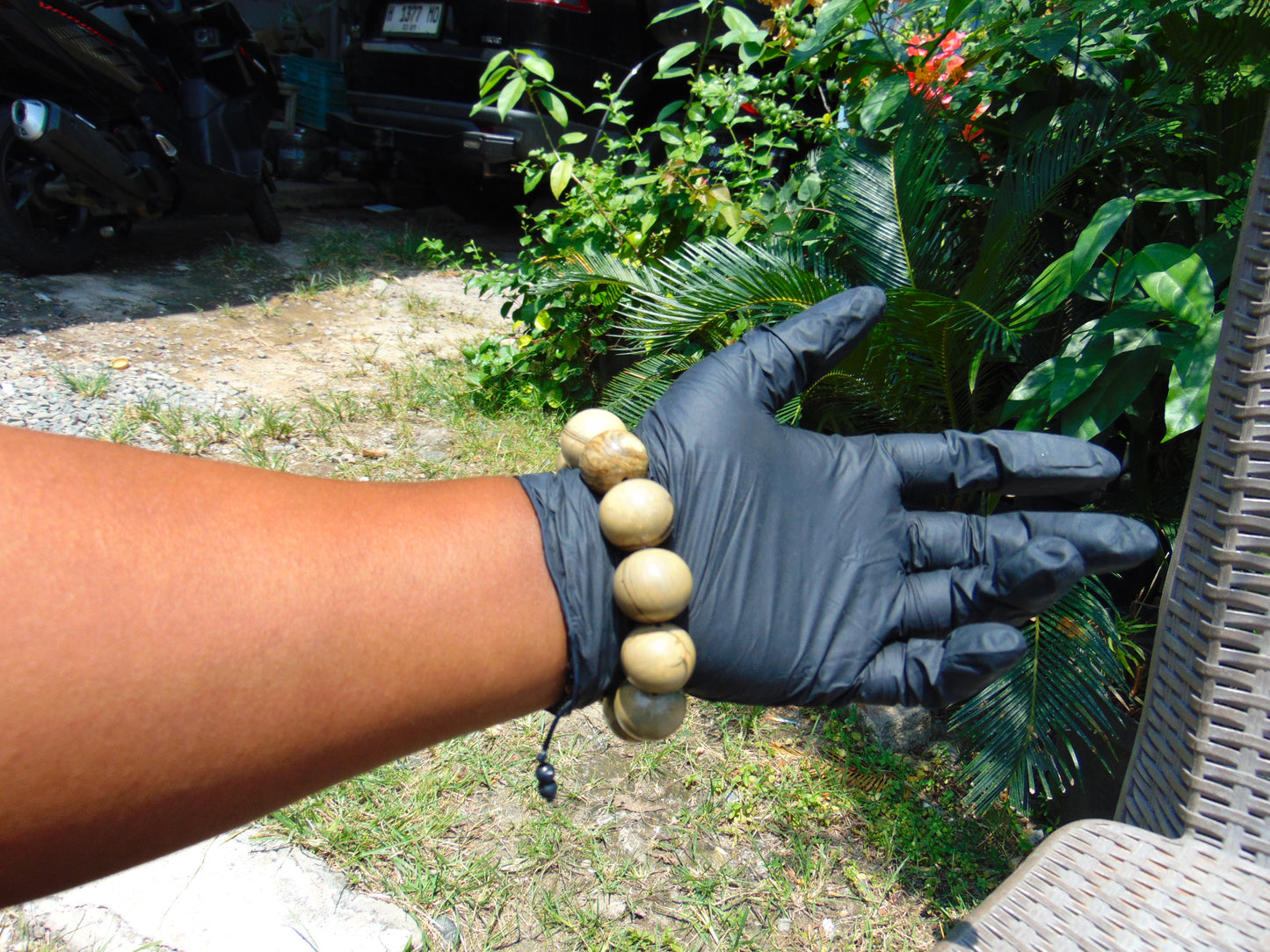 56 gram 12 Beads Mala Bracelet Indonesian Yellow Fragrant Amber 20 mm for Healing F12K2