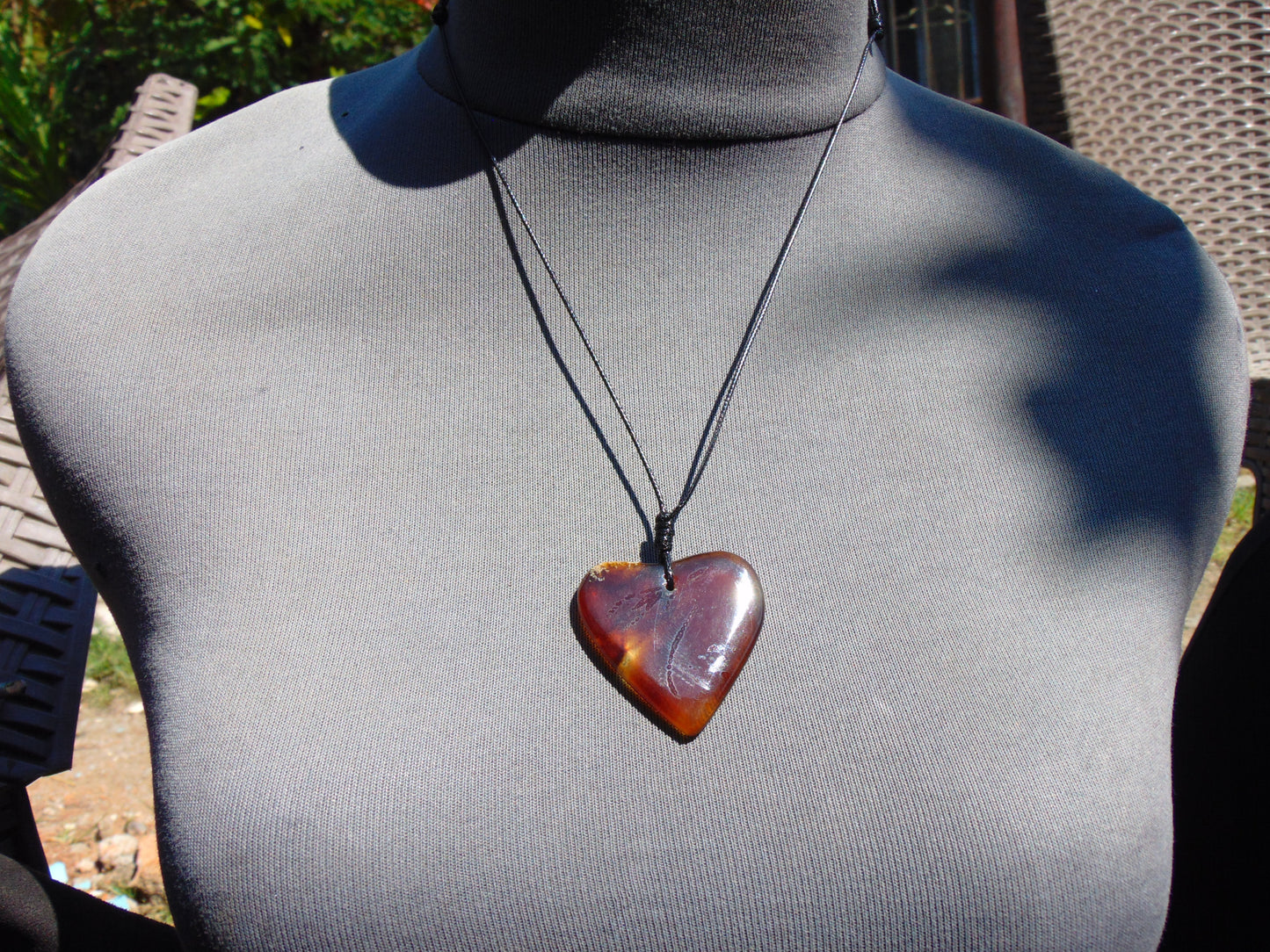 5 gr Heart Pendant Indonesian Crystal Amber for Healing 26Y122
