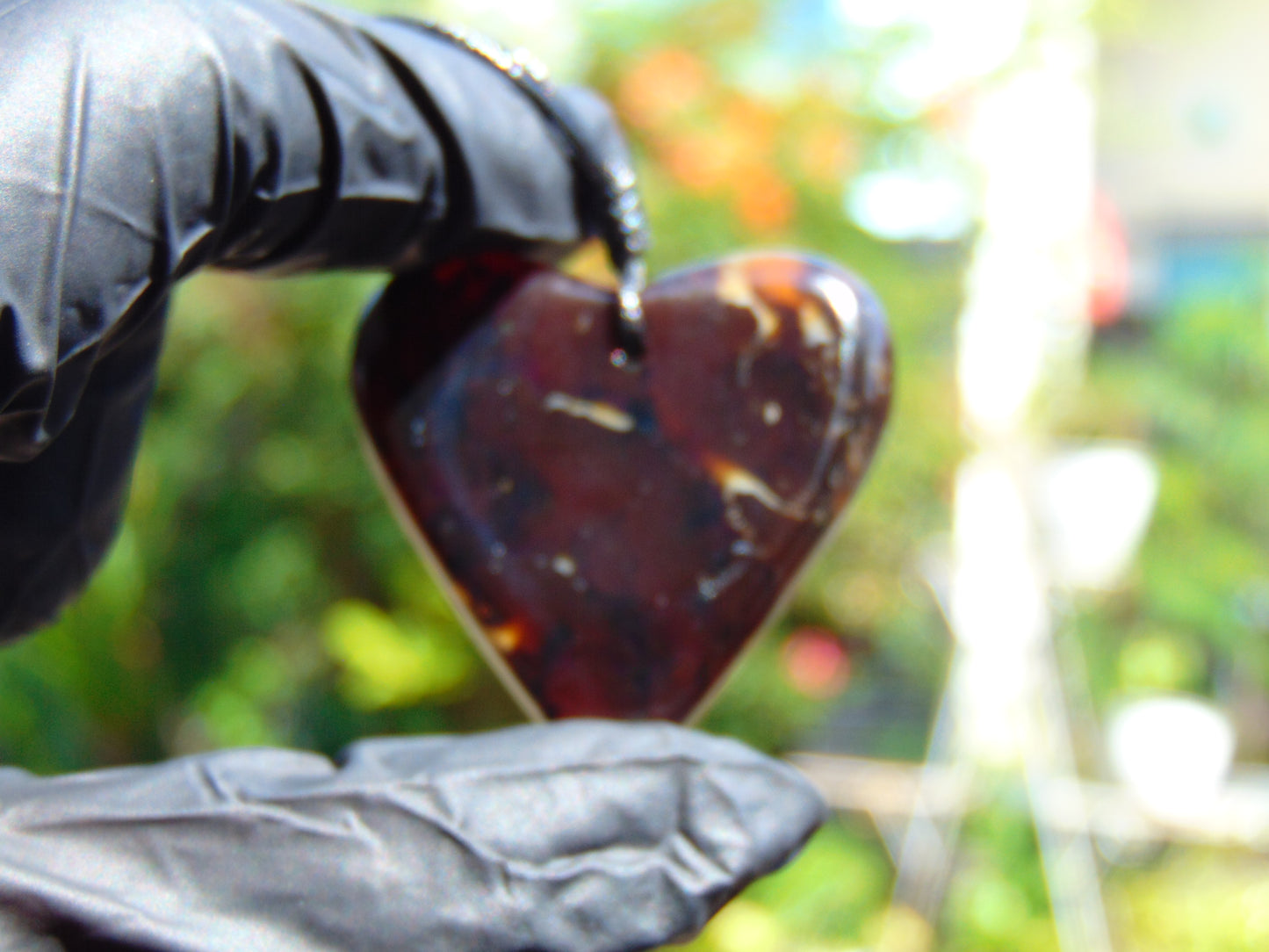 9 gr Heart Pendant Indonesian Red  Amber for Healing 26A214