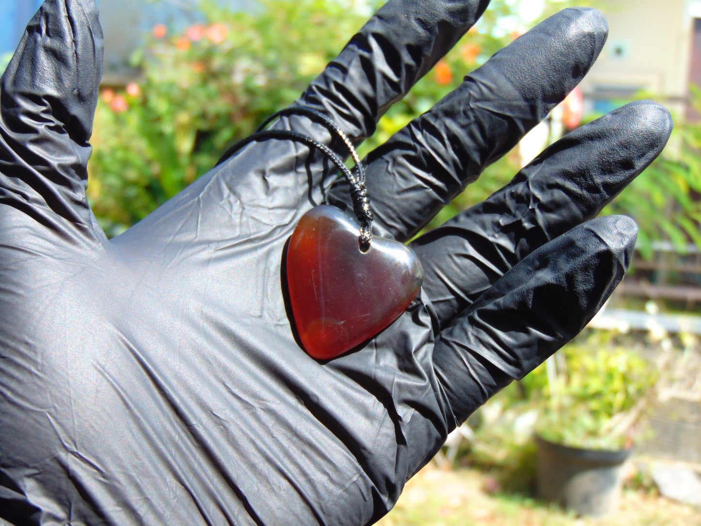 5 gr Heart Pendant Indonesian Red Blue Amber for Healing 25N229