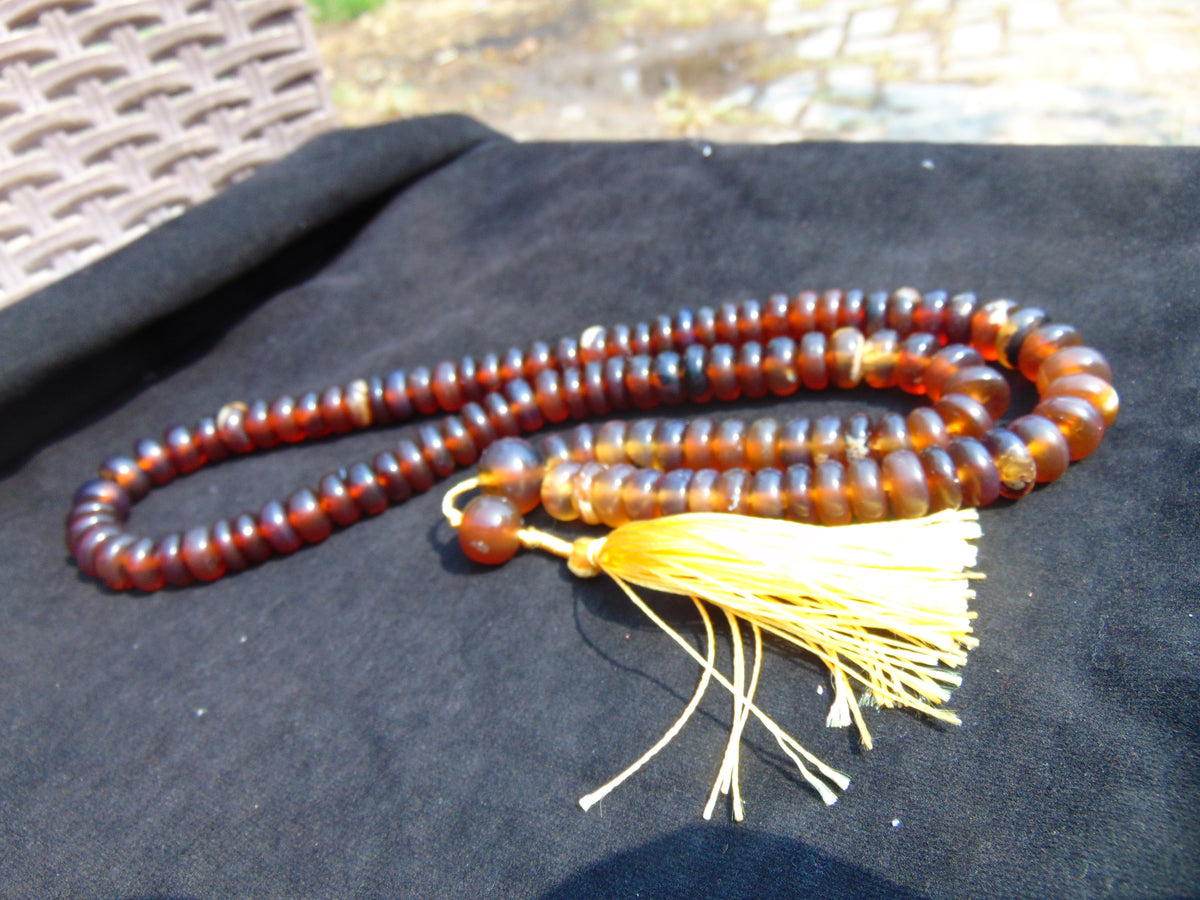 81 gram 108 Rosary Mala Buddha for Yoga and Meditation Indonesian Yellow Red Blue Amber for Healing 26SR9