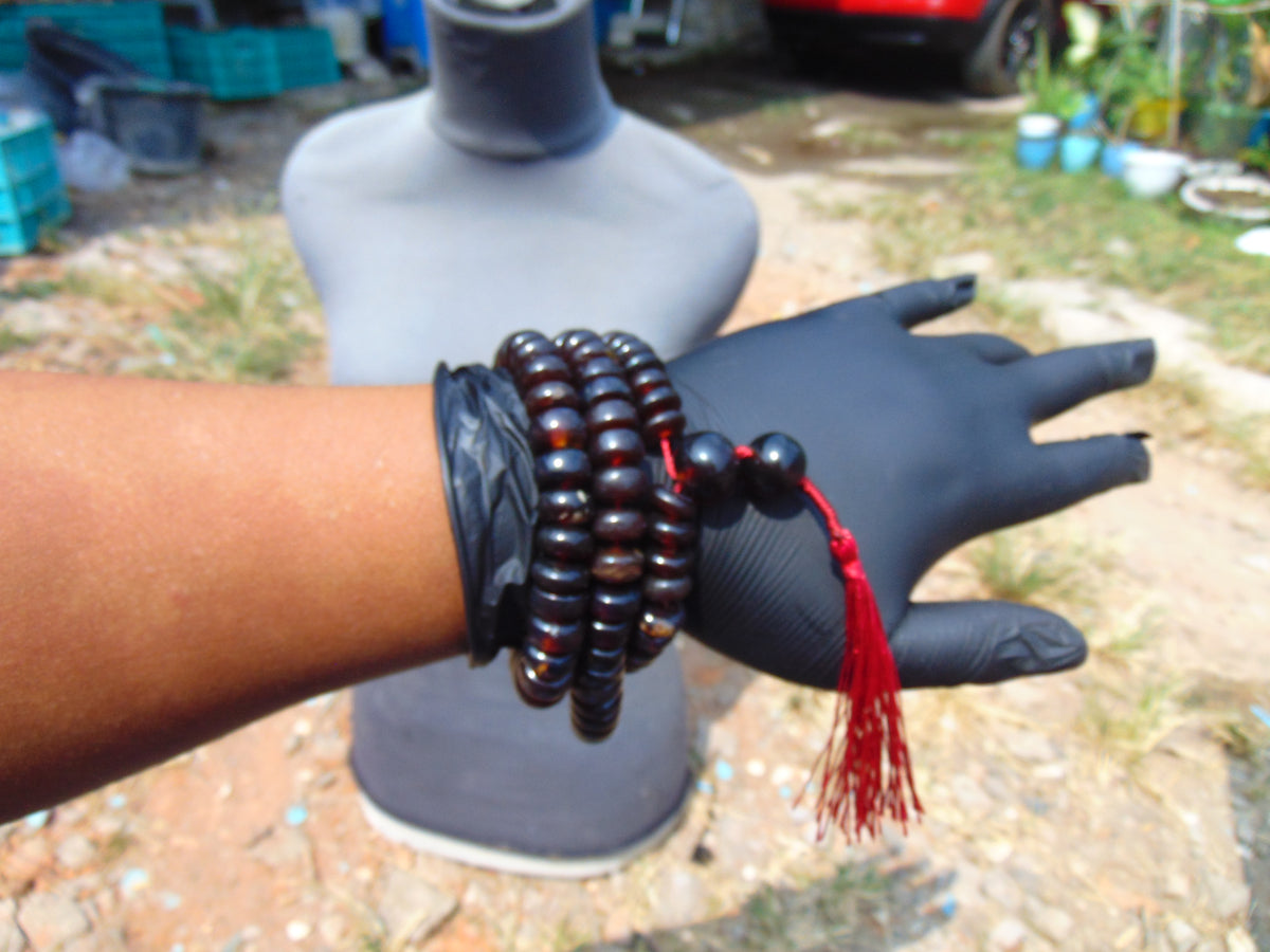 82 gram 108 Rosary Mala Buddha for Yoga and Meditation Indonesian Black Amber for Healing 26SR11
