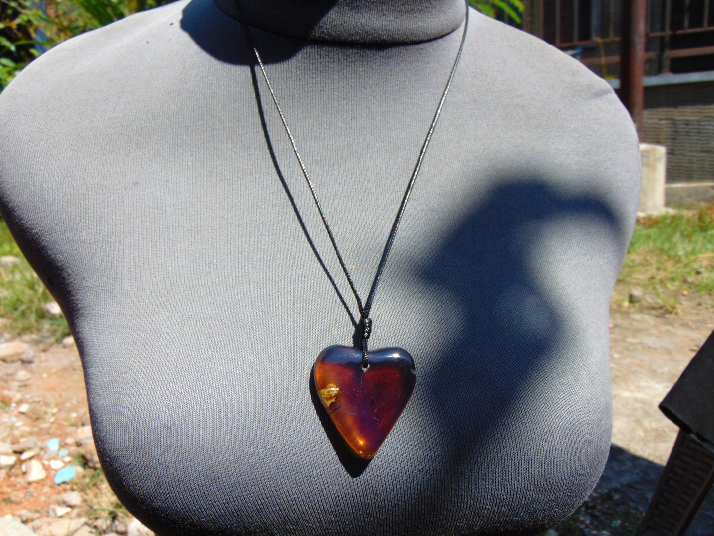 10 gr Heart Pendant Indonesian Crystal Blue Amber for Healing 26Y121