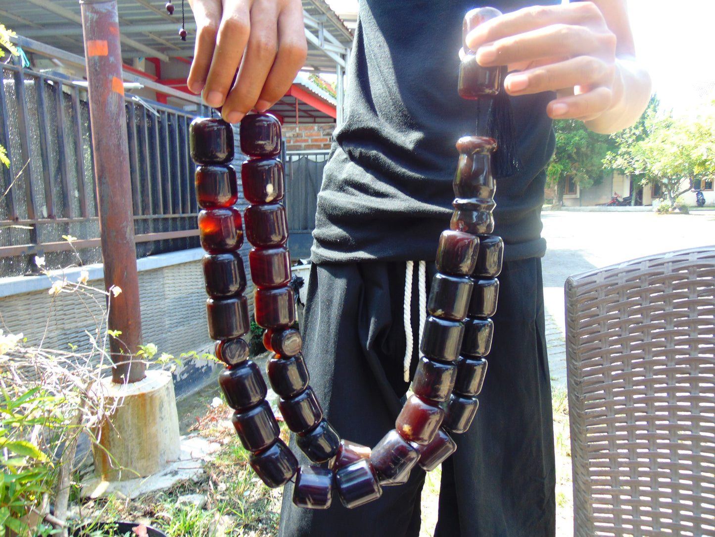 748 gr Komboloi Tasbih Rosary 33+2 Beads 30x25 mm Indonesian dark red Amber for Healing 26TBH1