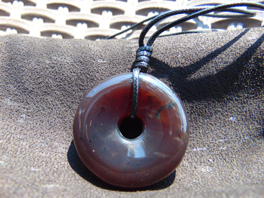 13 gr Donut Pendant Indonesian Red Amber for Healing 25A128
