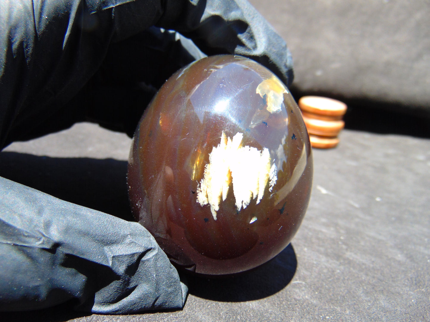 95 gr Shaped Egg 63x52 mm Indonesian Amber for Healing TR16