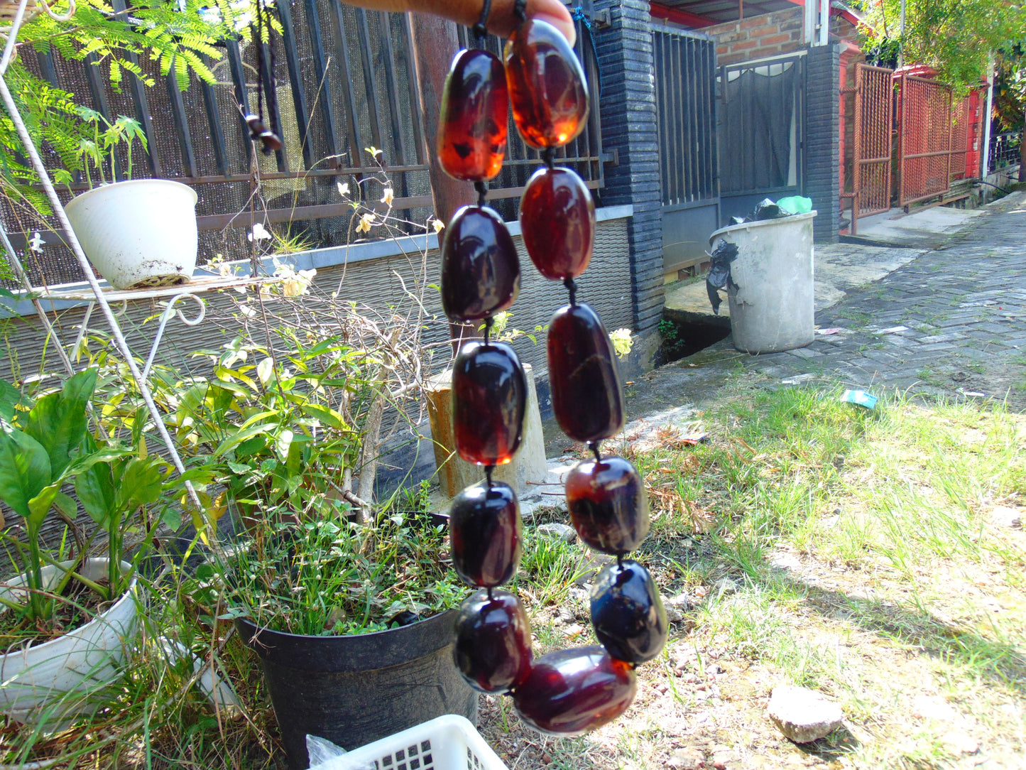 221 gram 19 Beads Big Necklace Indonesian Cherry Red Blue Amber for Healing FRN11