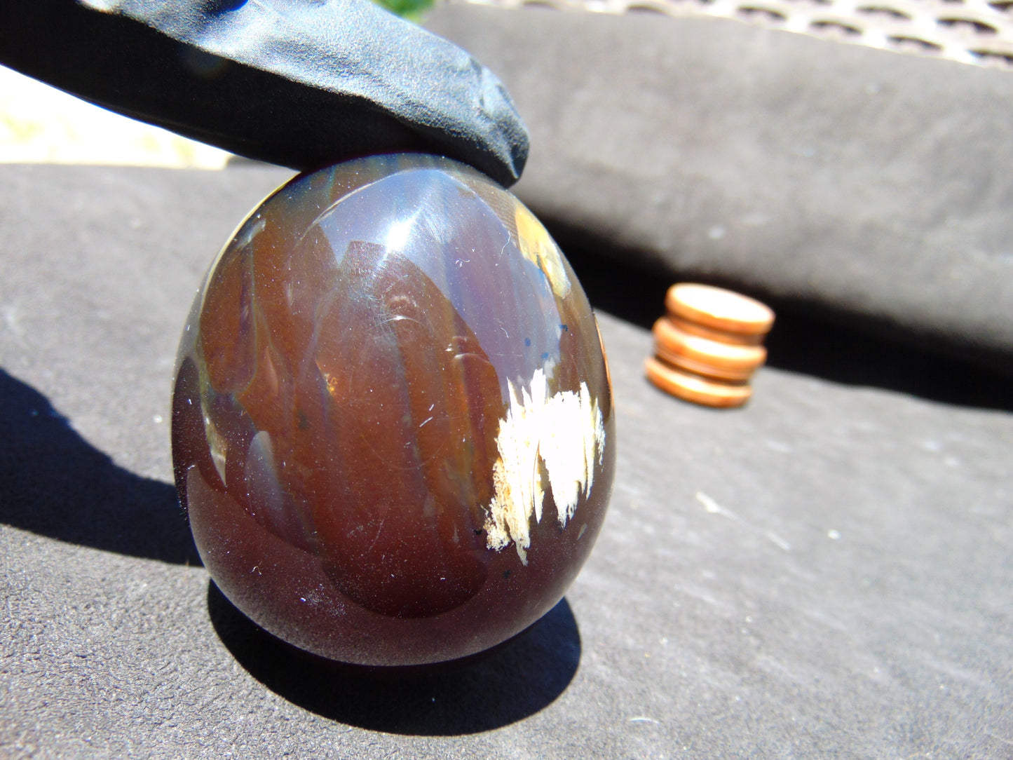 95 gr Shaped Egg 63x52 mm Indonesian Amber for Healing TR16