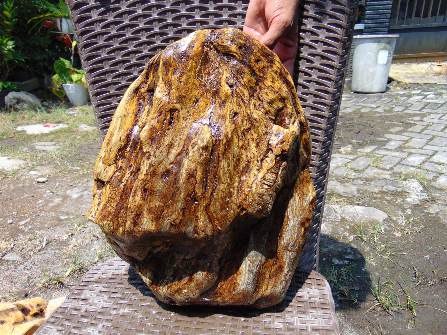 9390 gram Polished 38x32x14 cm Indonesia Yellow Fragrance Amber for Healing AY51AR