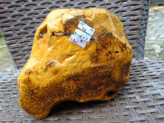 1500 gr Big Rough Polished Indonesia Aromatic Perfumed Yellow Amber for Healing AY53AR