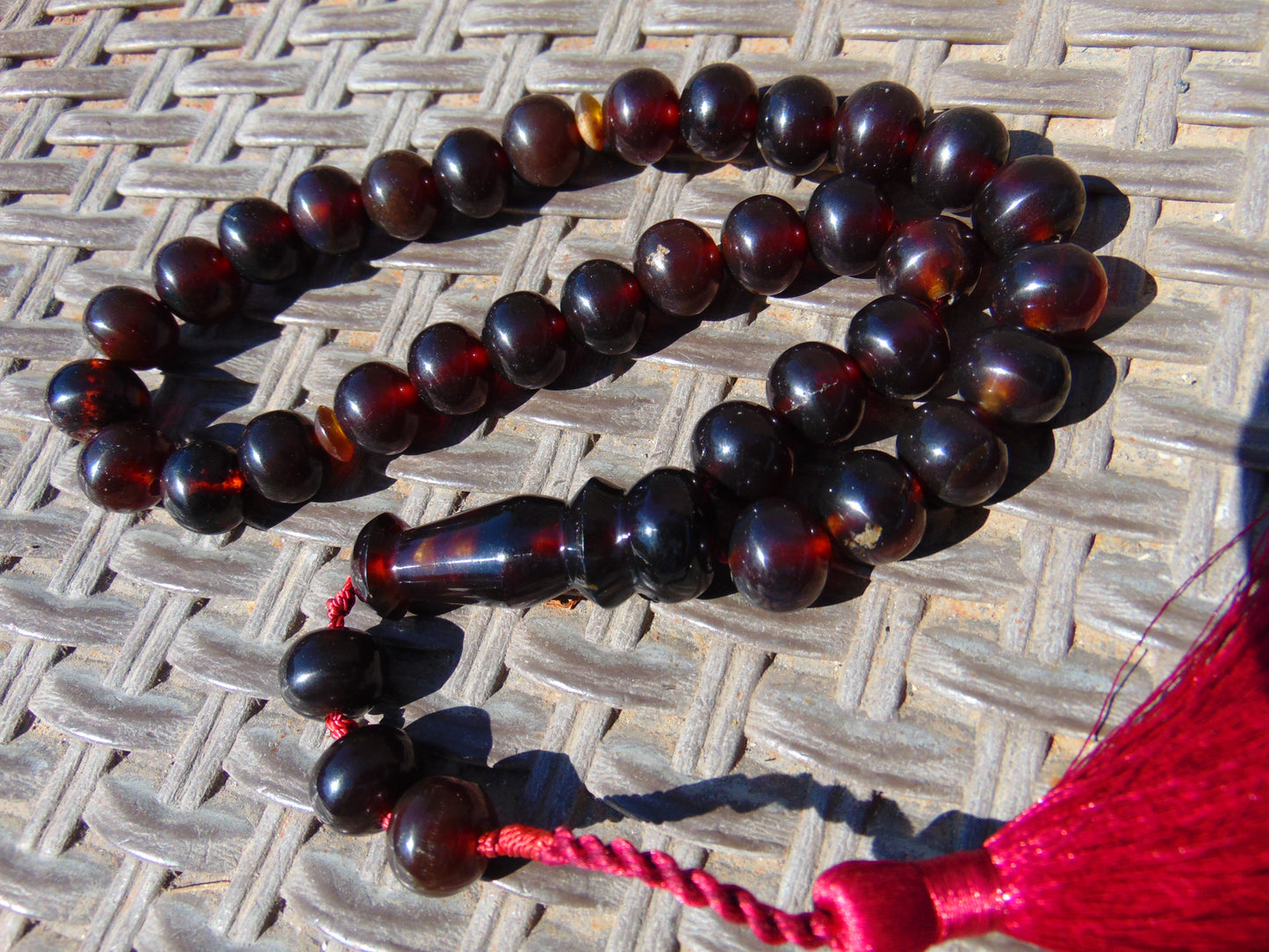 46 gr Hand Tasbih 33+3 Beads 12 mm Indonesian Dark Red Amber for Healing FR69