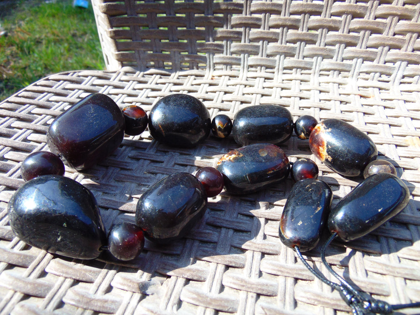 228 gram 17 Beads Big Necklace Indonesian Amber for Healing NK17