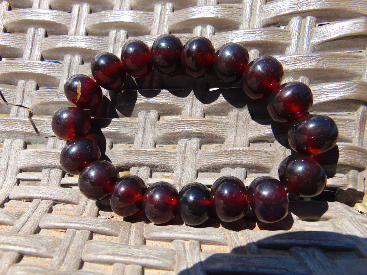 18 Gram 18 small Beads Bracelet Indonesian Blue Cherry Red Amber for Healing FR98