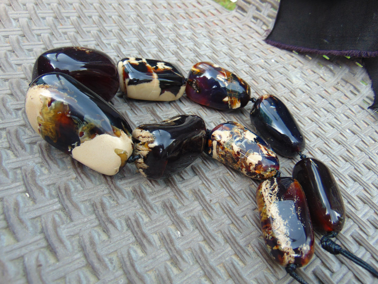 306 gr Big Necklace Indonesian Dark Blue Amber for Healing A9K68