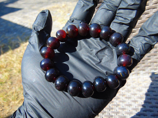 18 Gram 18 small Beads Bracelet Indonesian Cherry Red Amber for Healing FR91