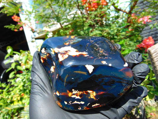 257 gram Full polished Indonesian Black Blue Amber for Healing ML75
